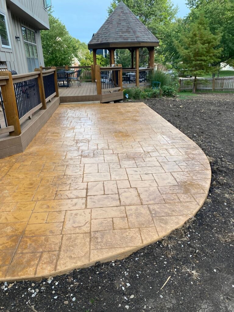 Expert Hardscaping retaining wall installation in Anne Arundel County